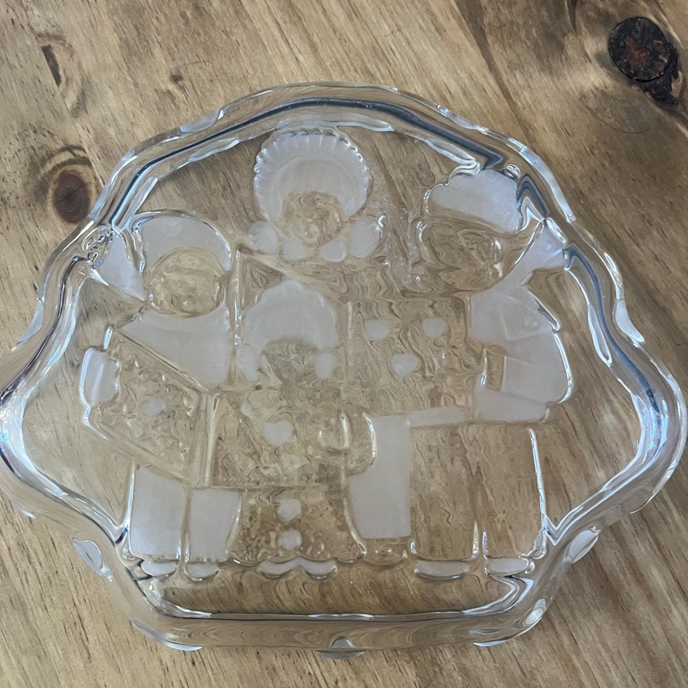 Vintage Mikasa Christmas Carolers Candy Dish/ Nuts Frosted Glass (8in‎ by 6in)